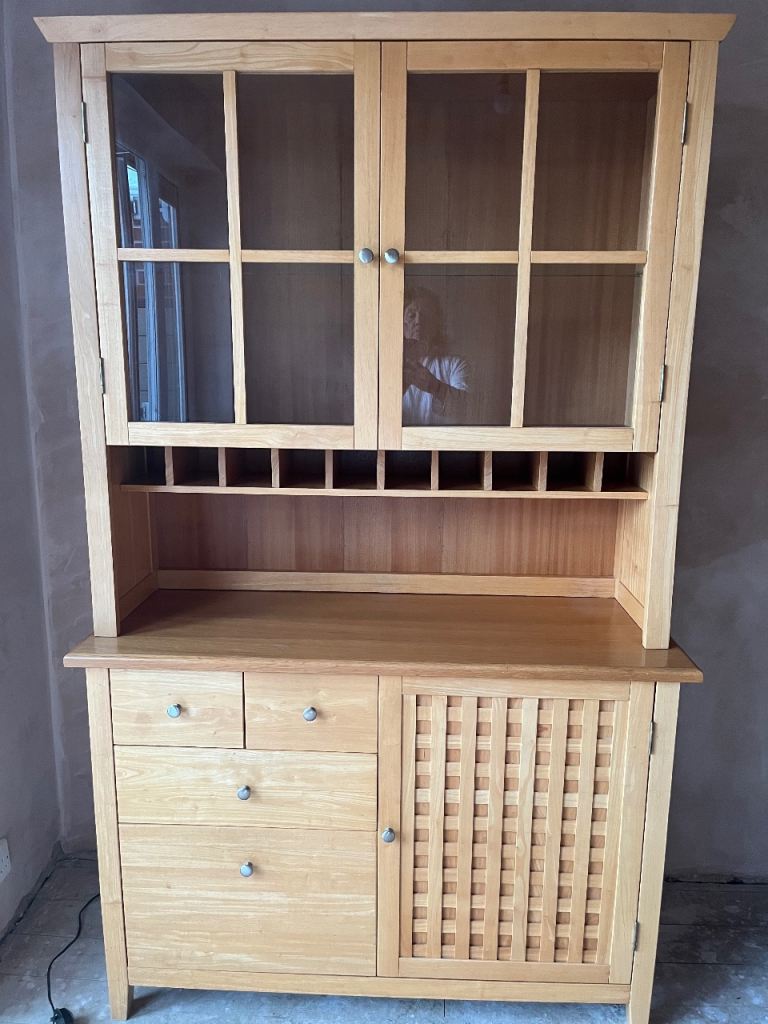 Dining room cabinet, quite heavy, good quality piece of furniture.