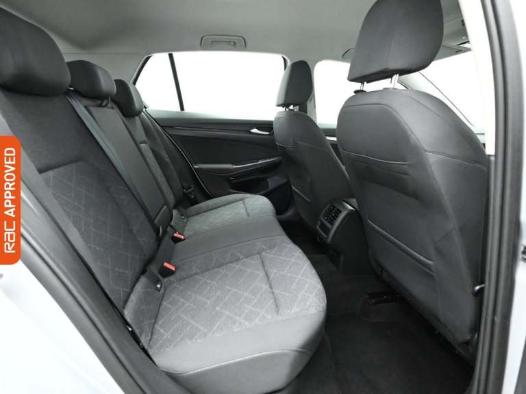 2022 Volkswagen Golf 1.5 TSI Life Hatchback 5dr Petrol Manual Euro 6 (s/s) (130 ps) Hatchback PET...