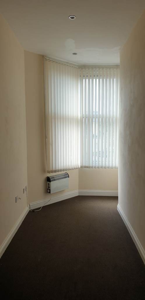 1 BED FIRST FLOOR FLAT- LONDON ROAD-NO DEPOSIT