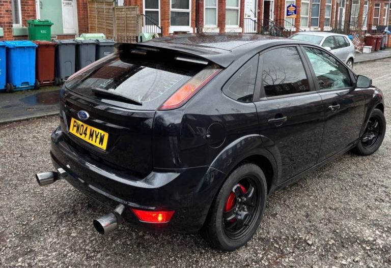 2010 FORD FOCUS ZETEC SPORT