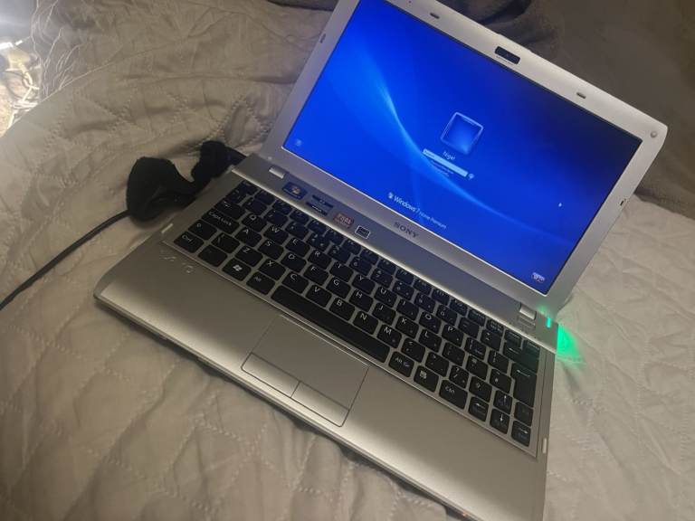 Sony vaio laptop 13 inch dual core 
