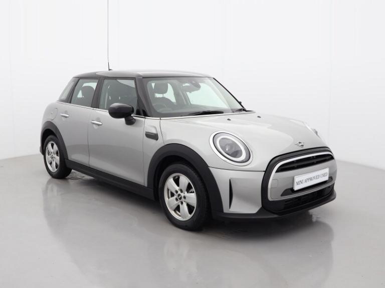 MINI HATCHBACK 1.5 Cooper Classic Premium 5dr Auto