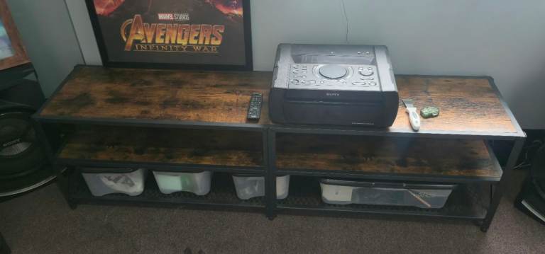 Tv stand up to 75inch 
