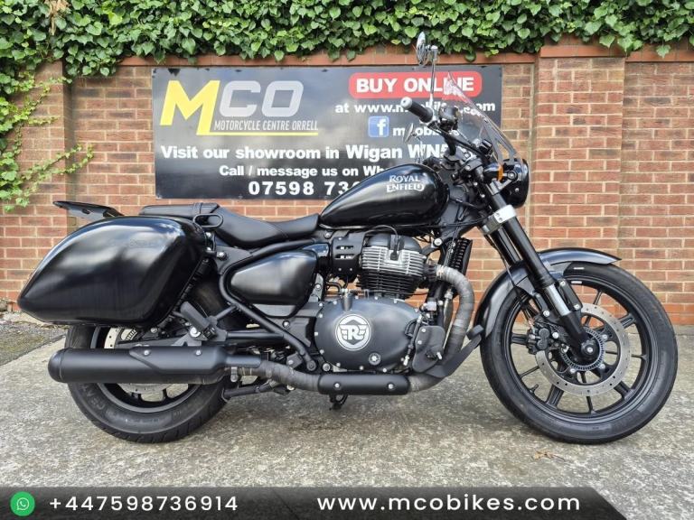 Royal Enfield Super Meteor 650 23reg FSH 3680miles Panniers and screen