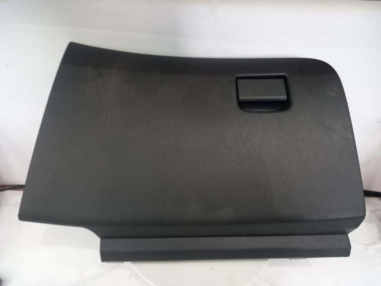 Nissan Qashqai Glove Box 2014-2021 685104ea1a