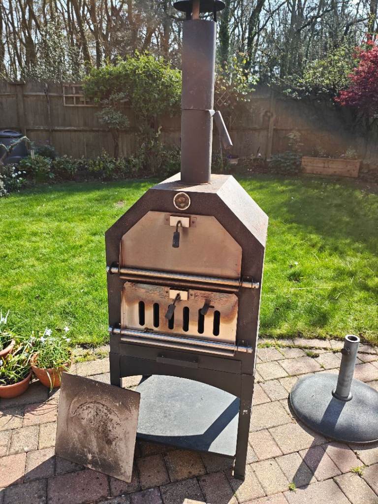 Pizza oven/grill : 2 in 1