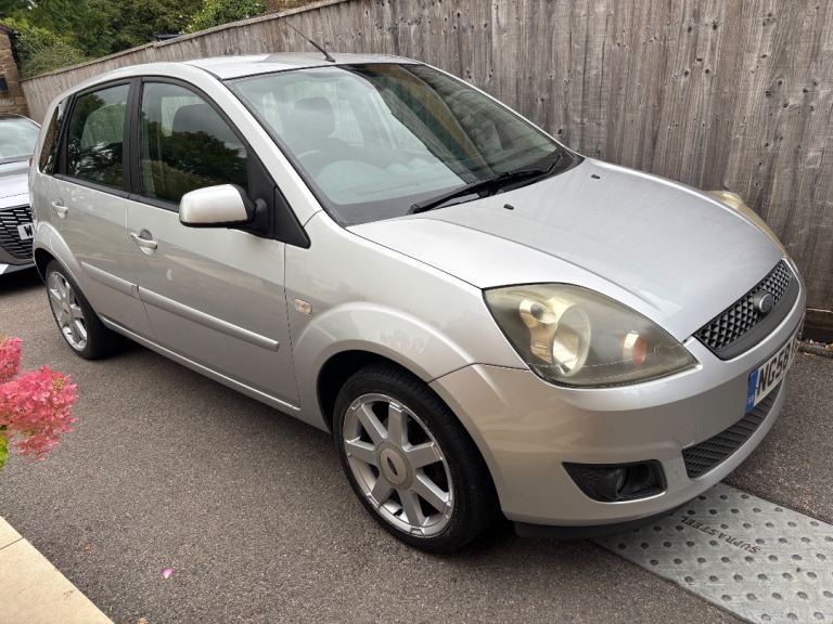 Ford, FIESTA, Hatchback, 2009, Manual, 1242 (cc), 5 doors