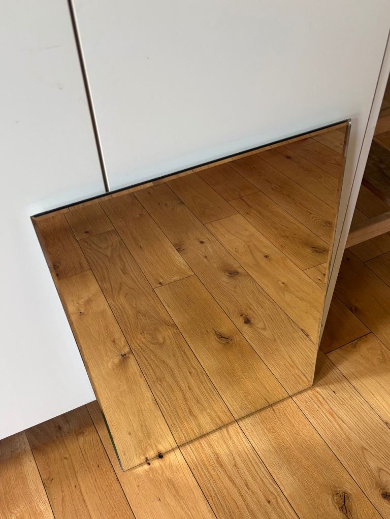 Square Mirror with Bevelled Edge – Some small Damage