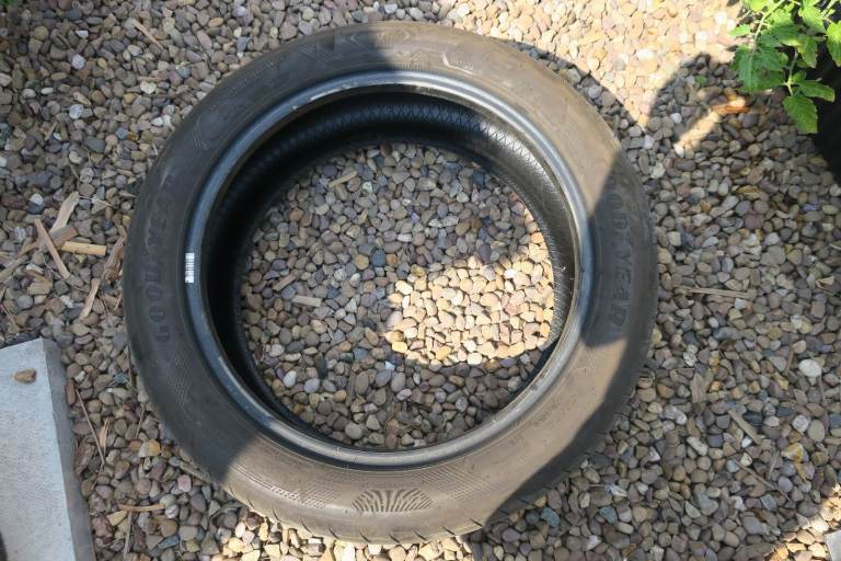 GOODYEAR 215/50R18 96W Eagle F1