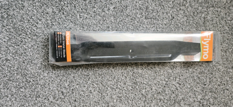 Flymo 32cm Metal Lawnmower Blade FLY046