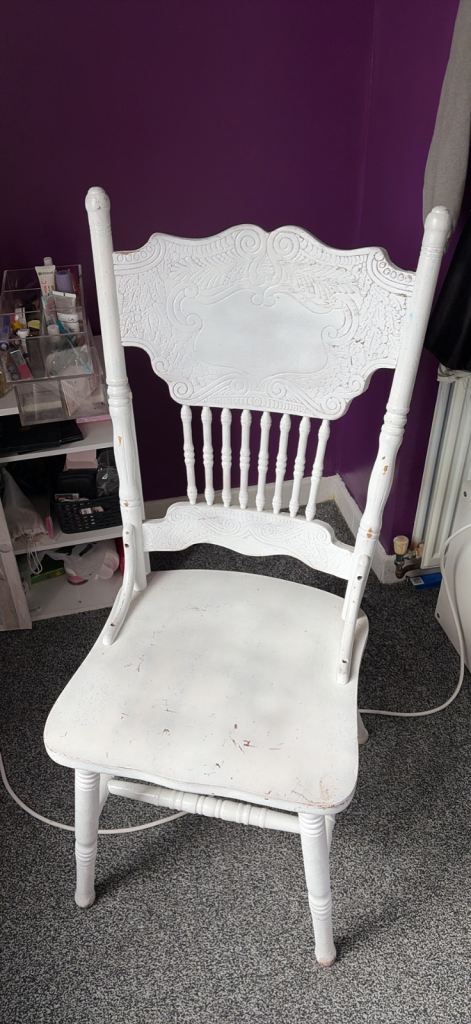 Wooden chair 
