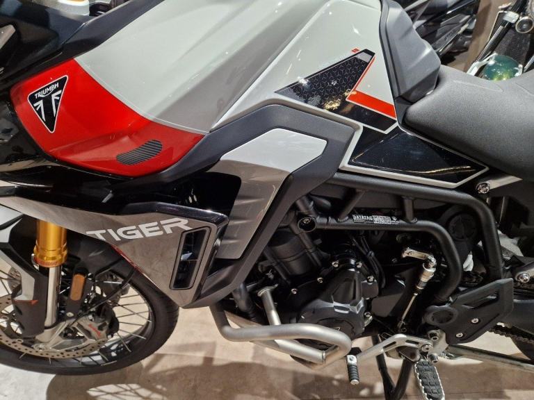 TRIUMPH TIGER 900 RALLY PRO