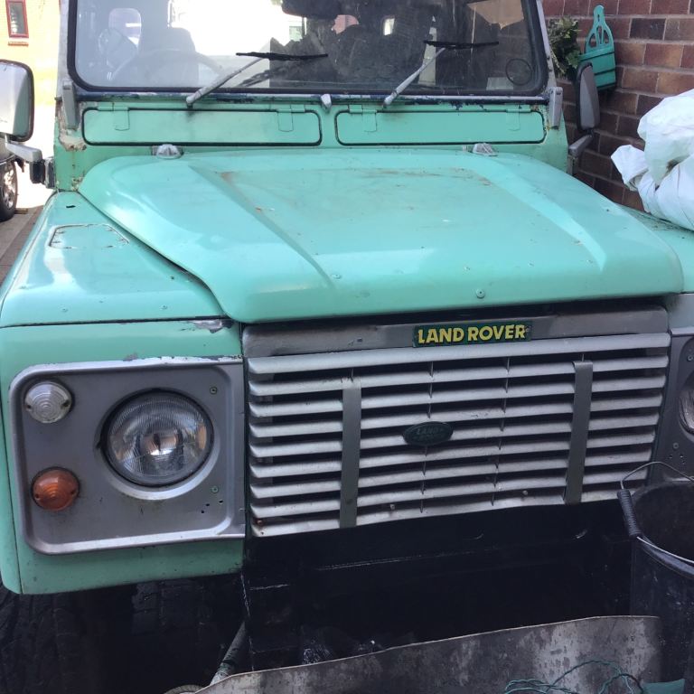Land Rover defender