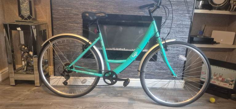 adult ladies apollo cafe hybrid/road bike 