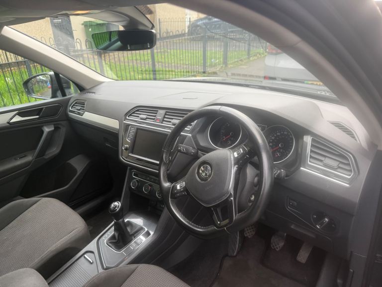 Volkswagen, TIGUAN, Estate, 2016, Manual, 1968 (cc), 5 doors