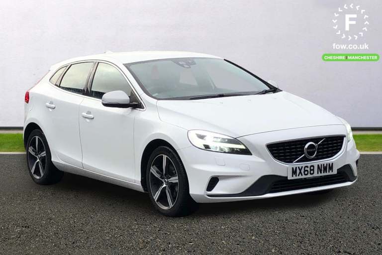 2018 Volvo V40 D2 [120] R DESIGN Nav Plus 5dr Hatchback DIESEL Manual