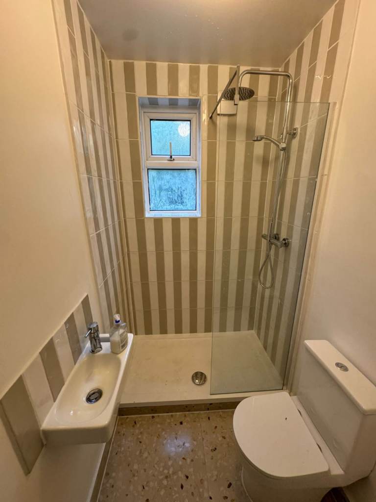 PLUMBER,TILER AND HANDYMAN 