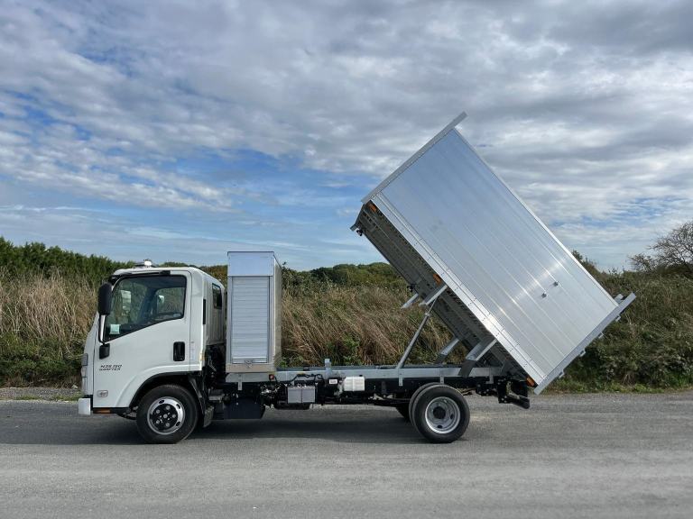 Isuzu Grafter N35-150 lwb grafter manual arb tipper DIESEL MANUAL 2025/25