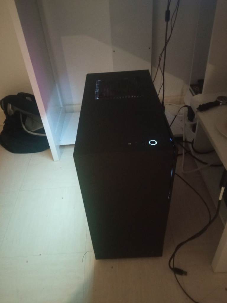 Gaming PC z390  Inteli i5-8400 2.8ghz 32gb RAM GTX 1070 Ti