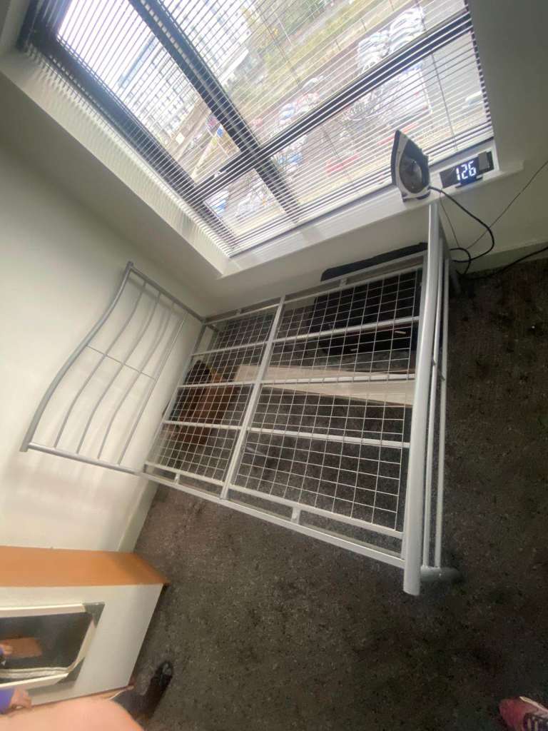 Double Bed £75 4×6