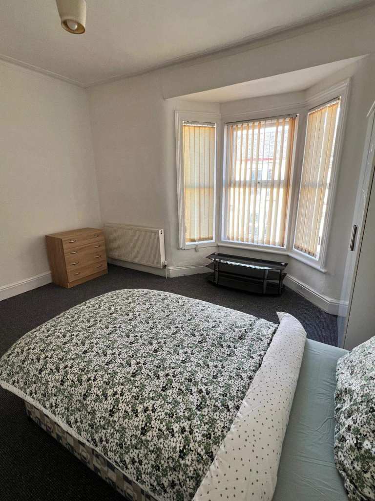 **Room to Let** Bellamy Road, L4 £495 pcm