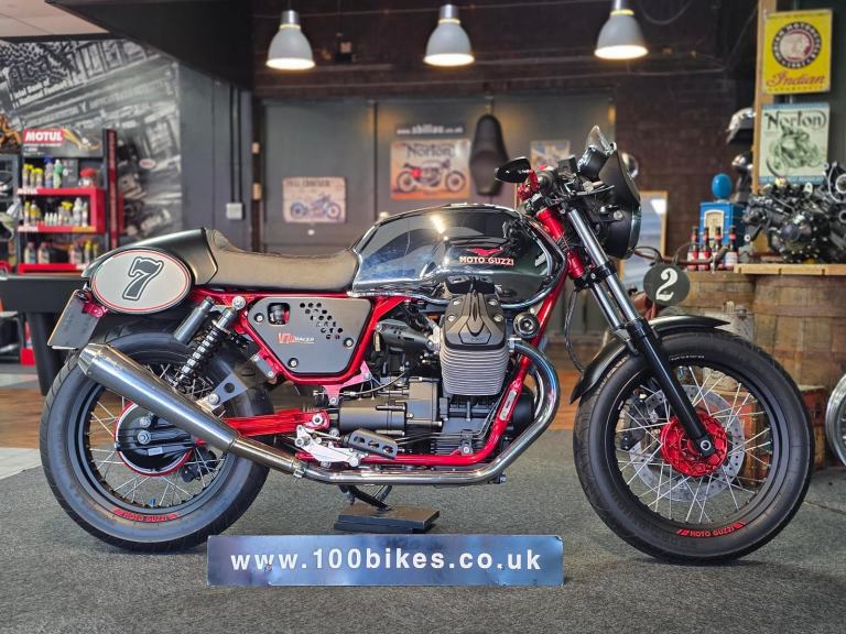 2016/66 MOTO GUZZI V7 11 RACER CAFE SPORT 3,600 MILE'S 