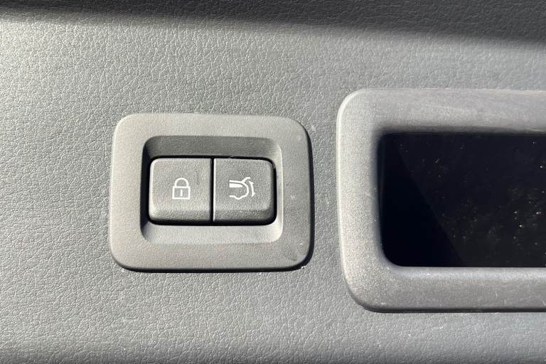 2024 Mazda CX-30 103565 Hatchback Petrol Automatic