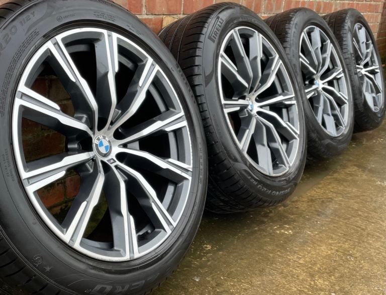 Genuine BMW X5 X6 M Sport 20” Diamond Cut Alloy Wheels + RFT Tyres 740M G05 G06