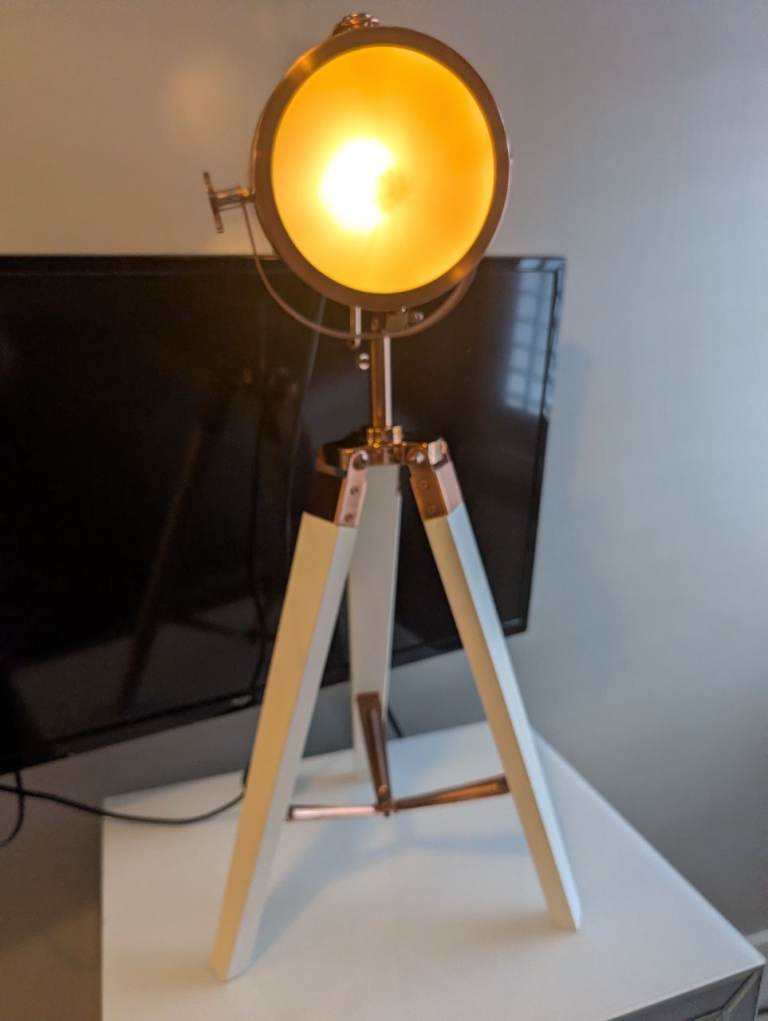 Table lamp 