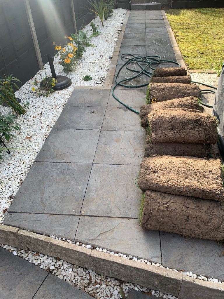 Fresh Rolls of Turf for Garden Landscaping