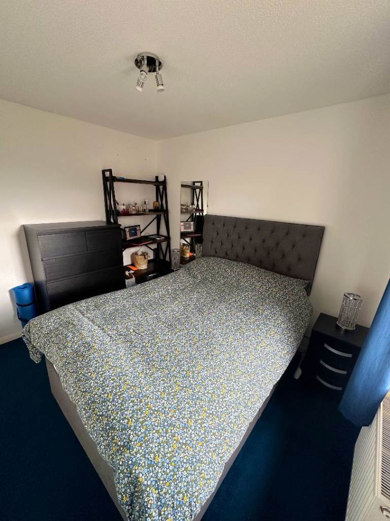Comfortable Double Room Near Furzton Lake