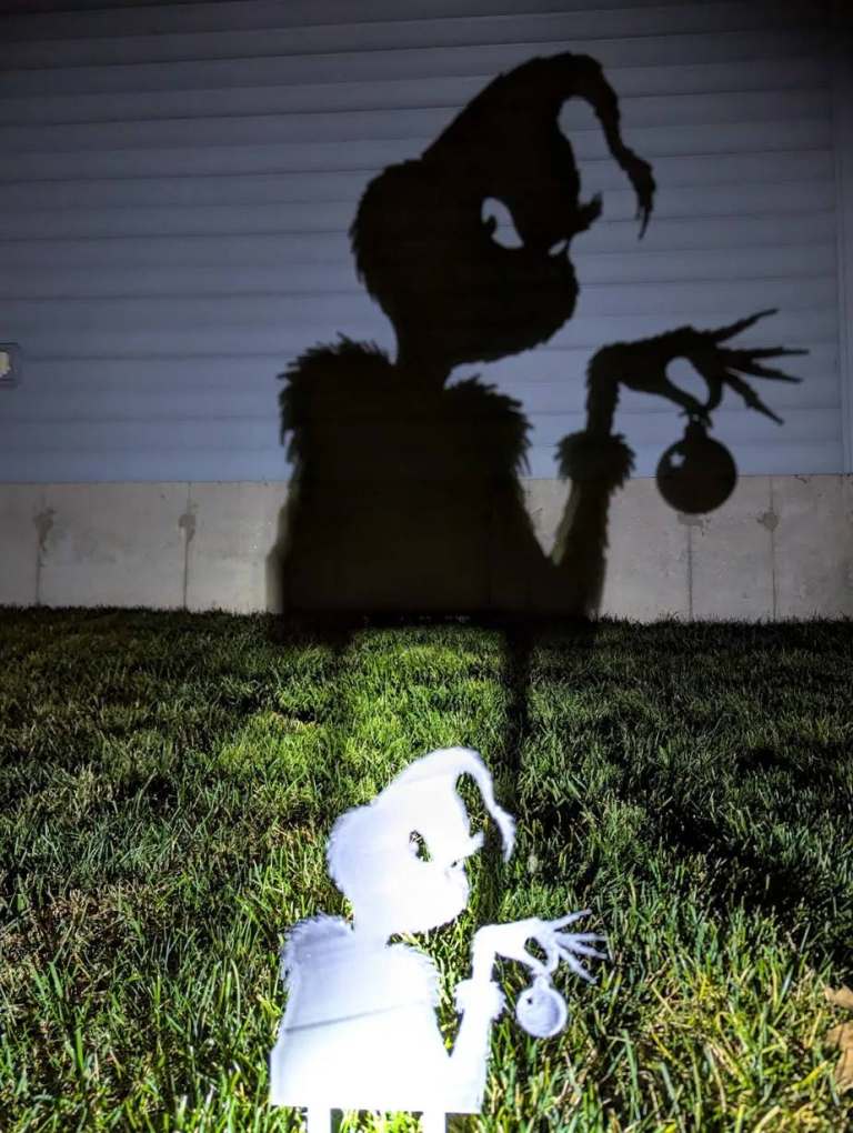 Grinch Christmas shadow caster 