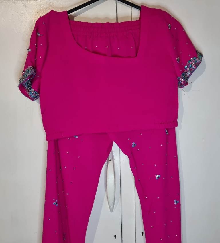 New.Pink silver blue asian dress. Tight pants. Party. Sequins beads diamontes. 30chest