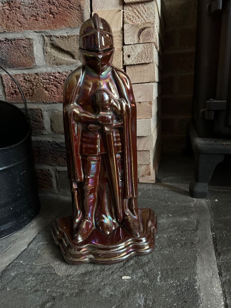 Heavy knight fire companion holder 