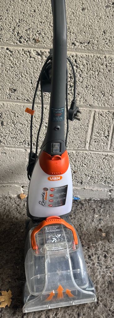 image for Vax Rapide Deluxe upright carpet cleaner