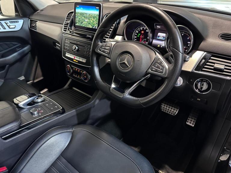 MERCEDES-BENZ GLE CLASS 3.0 GLE350d V6 AMG Line (Premium) G-Tronic 4MATIC Euro