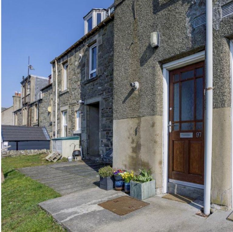 Lovely spacious one bedroom flat Selkirk