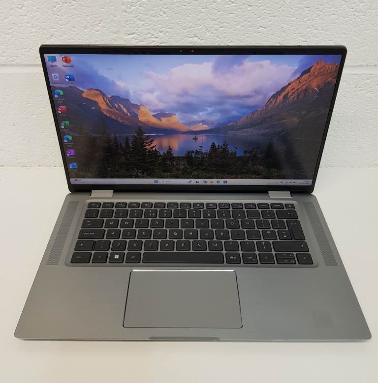 Super Fast Dell Laptop, i7-11th Gen, 32GB Memory, 1TB Storage, MS Office 2021, Windows 11