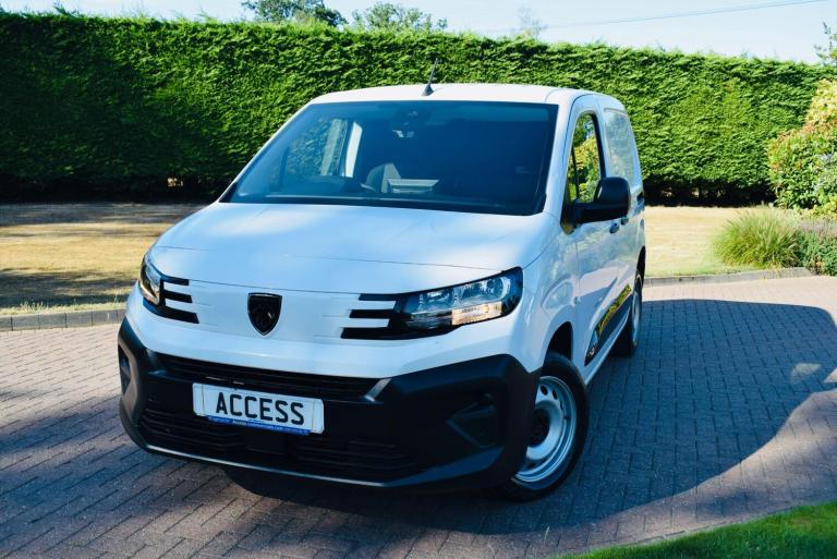 2024 Peugeot Partner 1.5 BlueHDi 100 Professional Van PANEL VAN DIESEL Manual