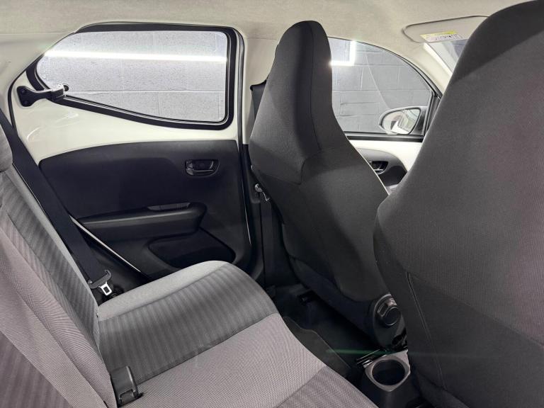2018 Toyota AYGO 1.0 VVT-i X-Play 5dr HATCHBACK PETROL Manual