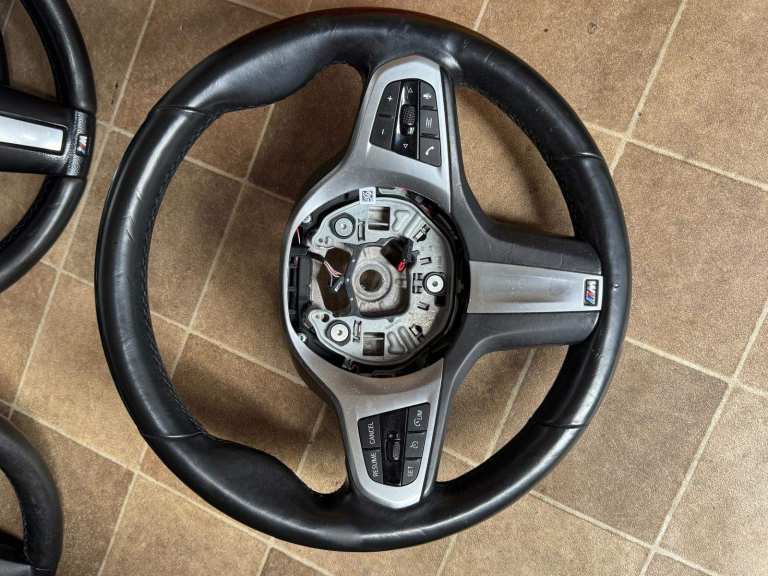 Bmw g series m sport steering wheel 