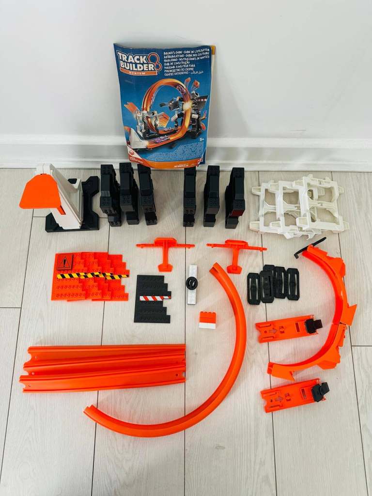 Hot wheels Track Builder Construction Crash Kit