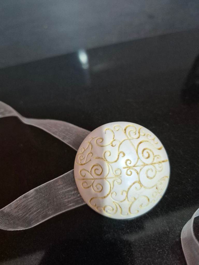 White Magnetic Voile Curtain Tie-Backs - Decorative French Style