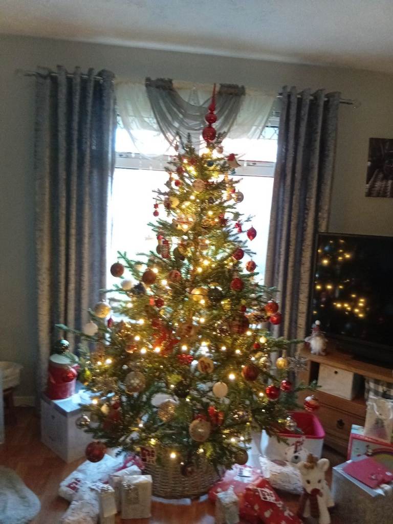 7ft Christmas tree