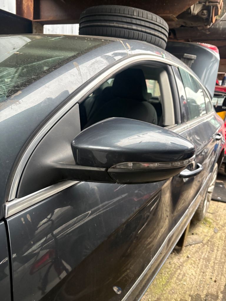 2008-2012 Volkswagen Passat CC Passenger Nearside Electric Wing Mirror