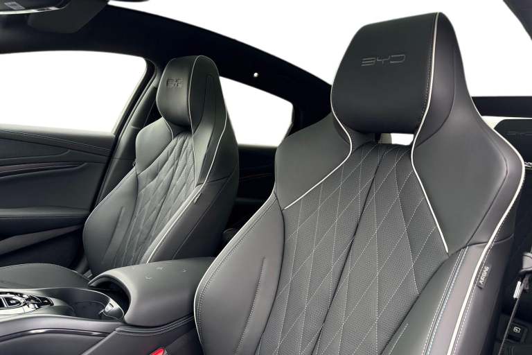 2025 BYD Seal 82.5kWh Excellence Auto AWD 4dr Saloon Automatic