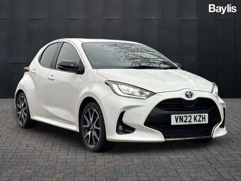 2022 Toyota Yaris Toyota Yaris 1.5 VVT-h Dynamic Hatchback 5dr Petrol Hybrid E-CVT Euro 6 (s/ Hat...