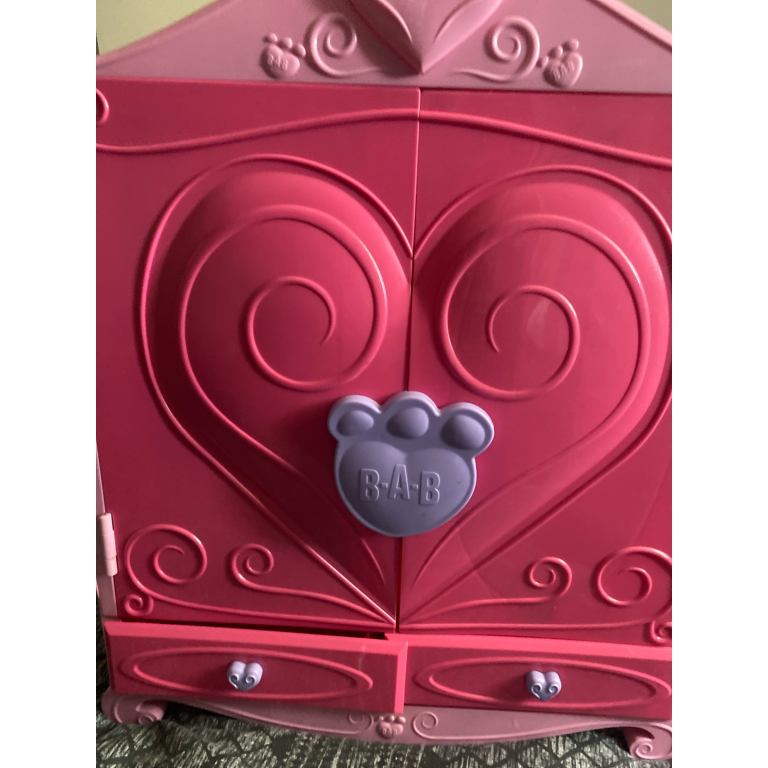 Build a bear wardrobe 