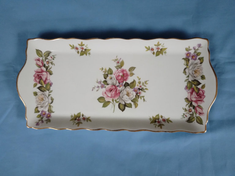 VINTAGE SANDWICH PLATE - 'HARMONY ROSE, JAMES KENT, STAFFORDSHIRE. REGAL 10.