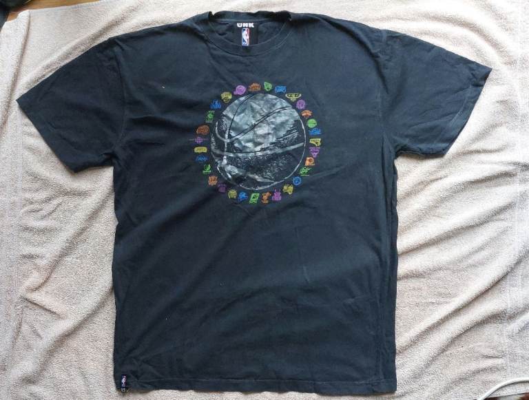 NBA Teams Basketball T-shirt - Size XL